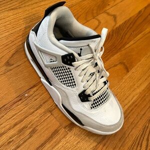 Air Jordan 4 Retro Military Black